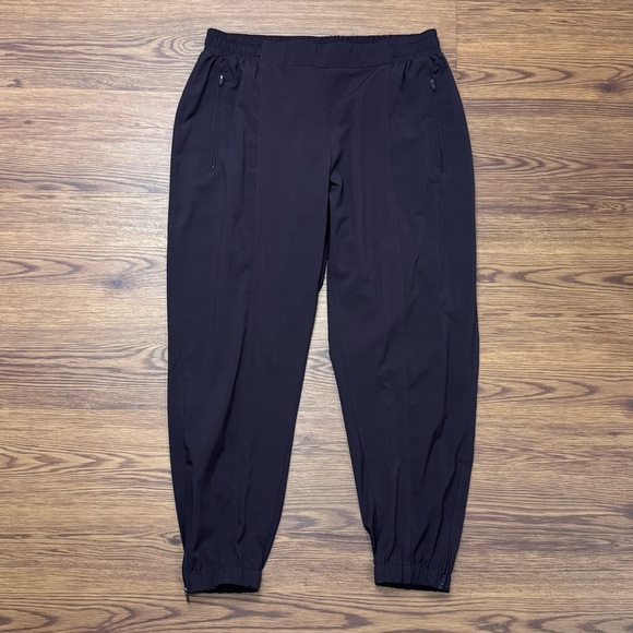 Old Navy sz M athletic pants - Picture 6 of 7